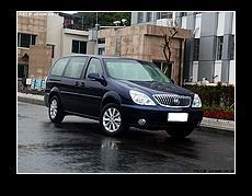 云南租車(chē)首選昆明實(shí)駿汽車(chē)租賃——專(zhuān)業(yè)服務(wù)，值得信賴(lài)